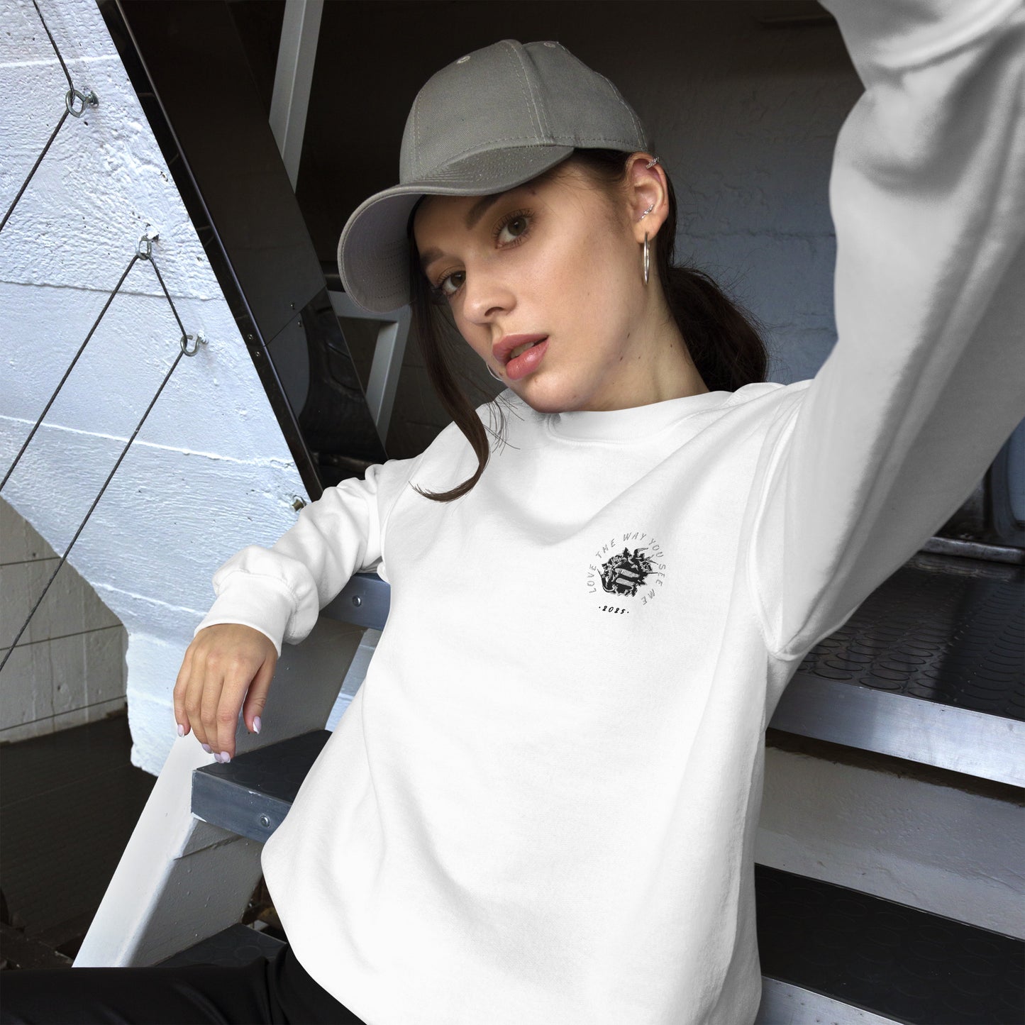 Sudadera unisex "Love the way you see me"